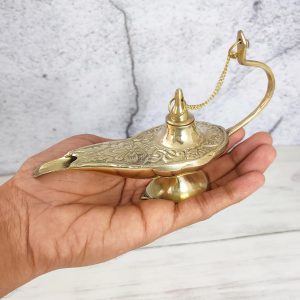 Brass Metal Aladdin Chirag Lamp (Golden)